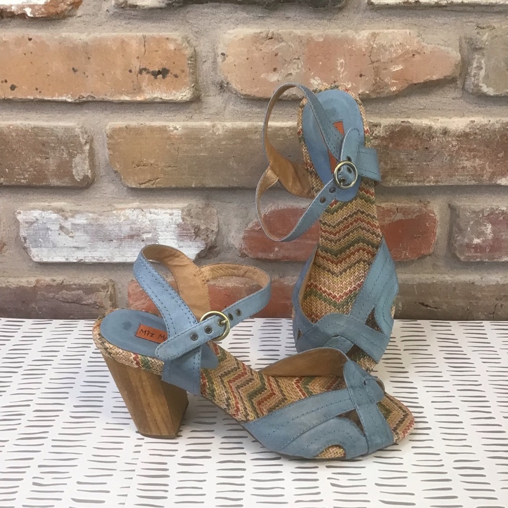 MIZ MOOZ Woman’s Blue Leather MACEY Open Toe Wood Sandal Heels 9